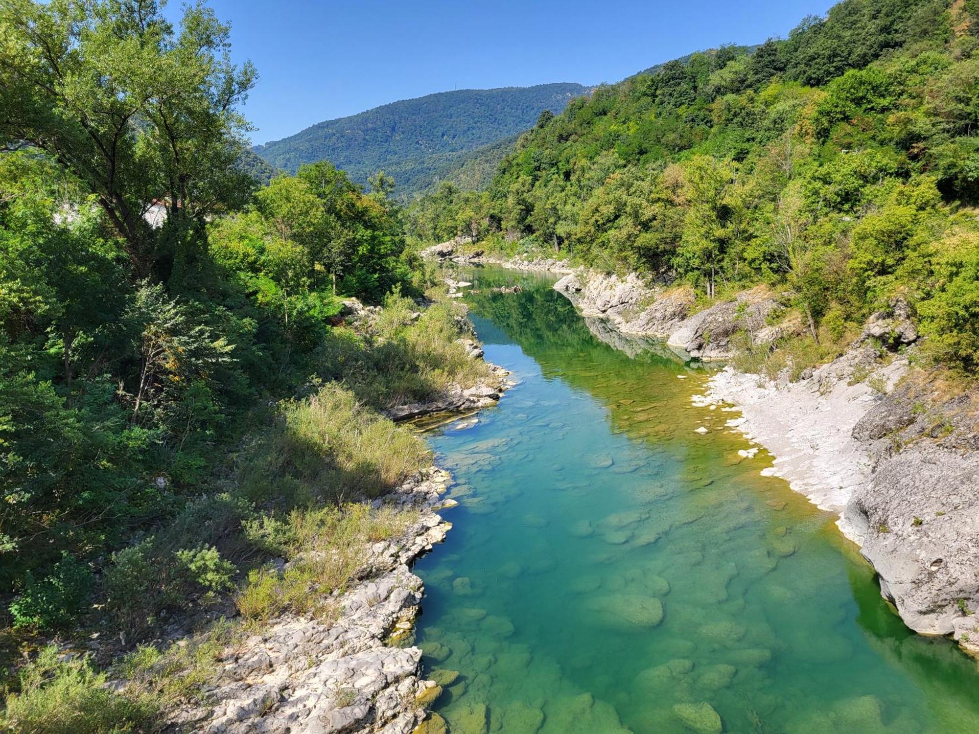 ホテル Koca Sredi Gozda Kanal エクステリア 写真